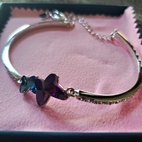 Silver bracelet with crystal detailing 💖 - Picture 5 of 5